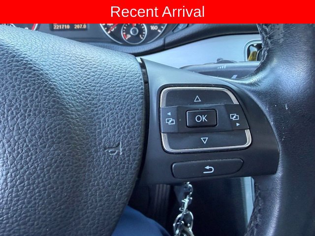 Used 2013 Volkswagen Passat 2.5 SE FWD image 11