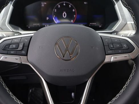 Certified 2025 Volkswagen Tiguan S AWD/4WD image 21