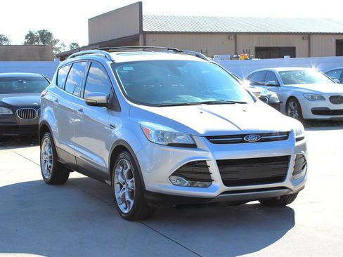 Used 2014 Ford Escape Titanium image 9
