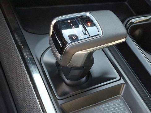 Used 2023 Chevrolet Silverado 1500 ZR2 w/ Technology Package image 16