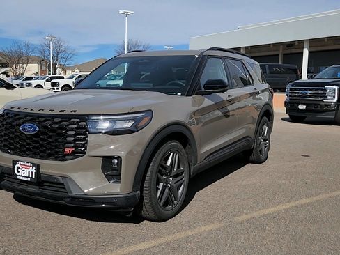 New 2026 Ford Explorer ST w/ Sun And Sound Package image 4