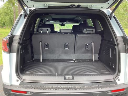 New 2026 GMC Acadia AT4 w/ Luxury Package AWD/4WD image 21