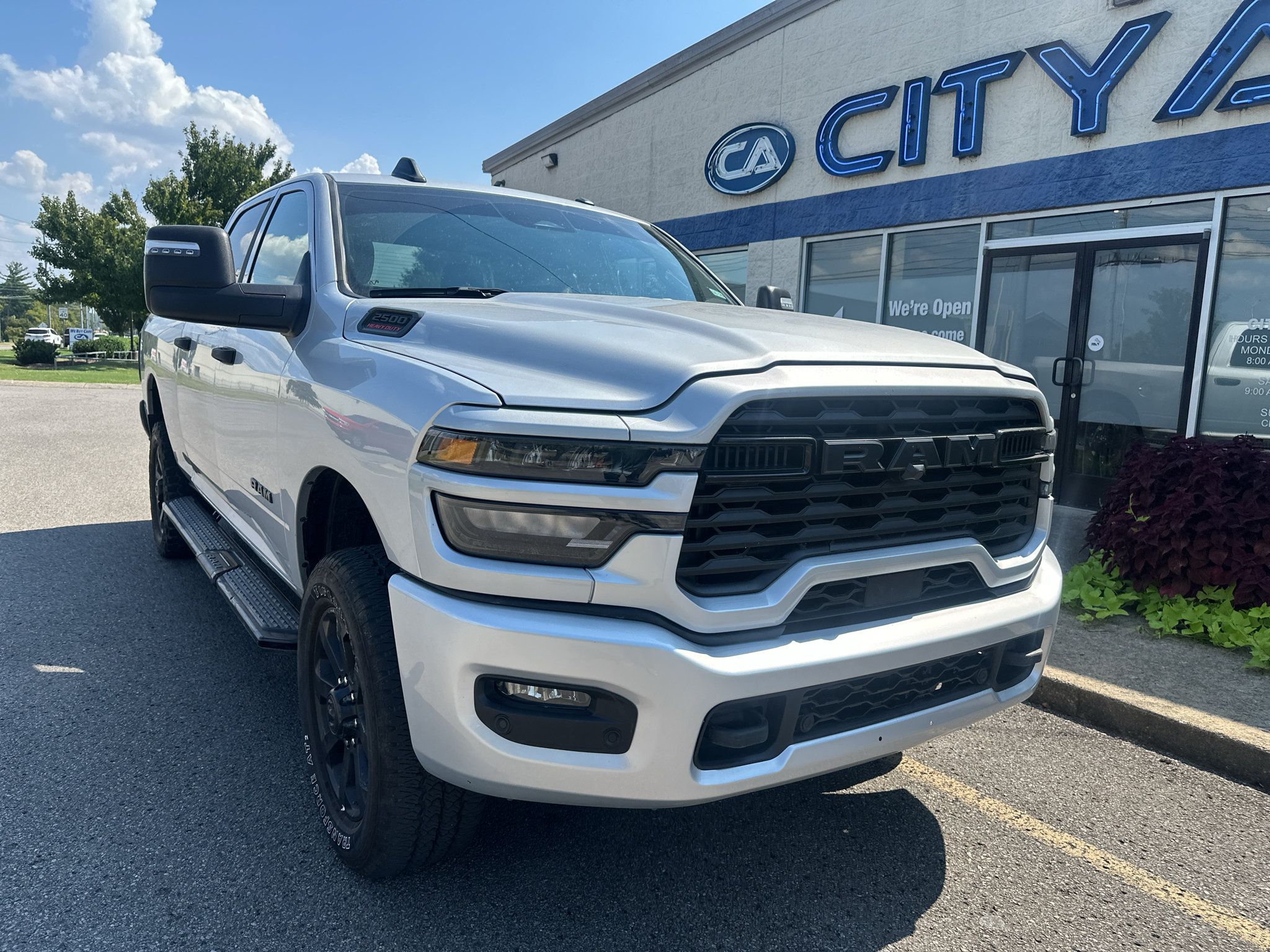 Used 2026 RAM 2500 Big Horn AWD/4WD image 2