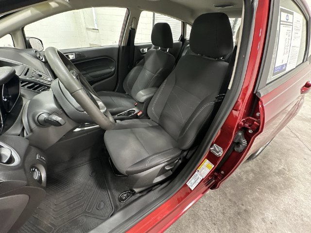 Used 2015 Ford Fiesta SE w/ Comfort Package FWD image 12