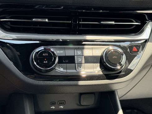 New 2026 Buick Envista Sport Touring w/ Convenience I Package FWD image 14