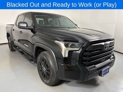 Used 2022 Toyota Tundra SR5 image 2