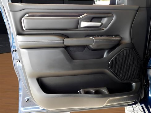 Used 2020 RAM 1500 Sport image 10