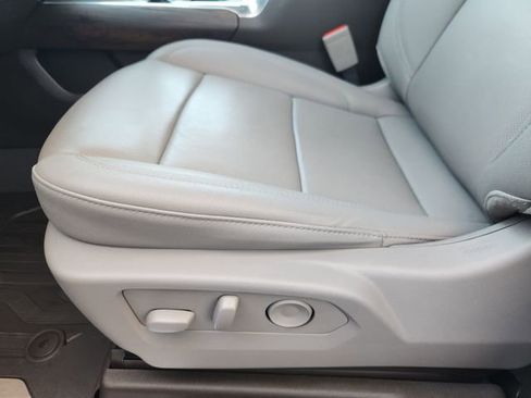 Used 2025 GMC Sierra 1500 SLT w/ SLT Premium Plus Package image 21