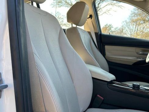 Used 2015 BMW 320i Sedan image 49