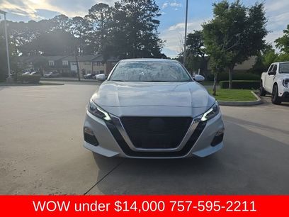 Used 2021 Nissan Altima 2.5 SV