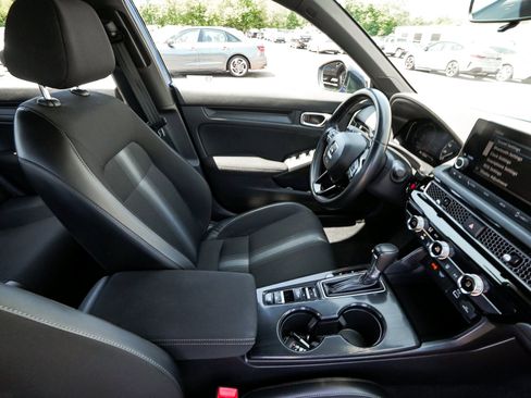 Used 2023 Honda Civic Sport image 42