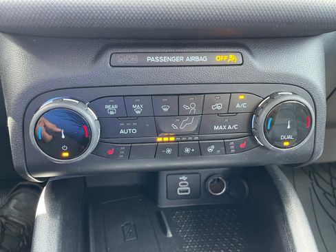 Used 2023 Ford Bronco Sport Outer Banks w/ Tech Package AWD/4WD image 25