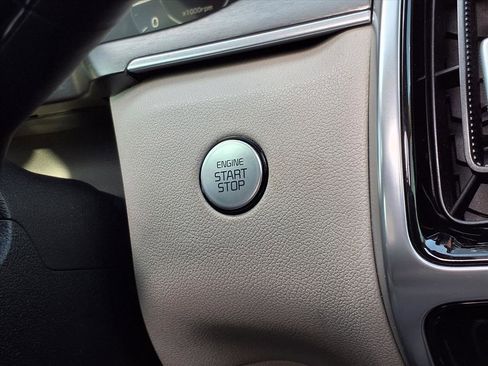 Used 2021 Kia Sorento SX image 11