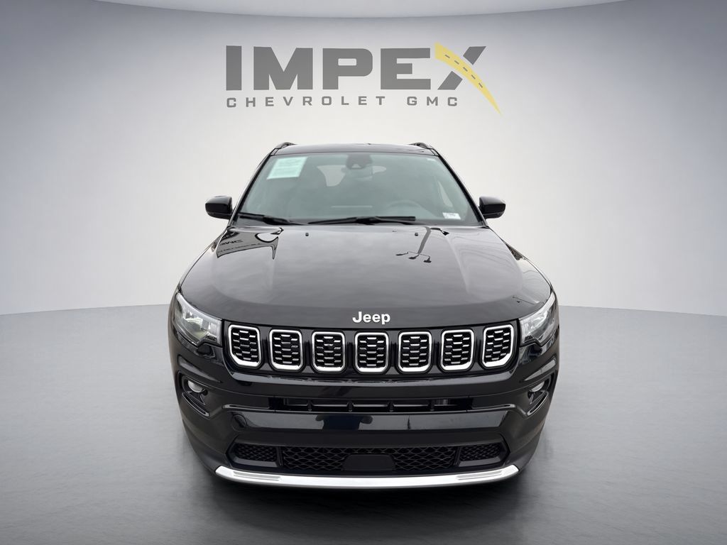 Used 2025 Jeep Compass Limited AWD/4WD image 8