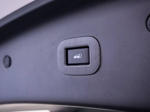 Used 2024 INFINITI QX80 Sensory AWD/4WD image 36