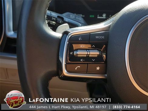 Certified 2025 Kia Sorento SX Prestige image 22