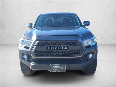 Used 2021 Toyota Tacoma SR5 image 2