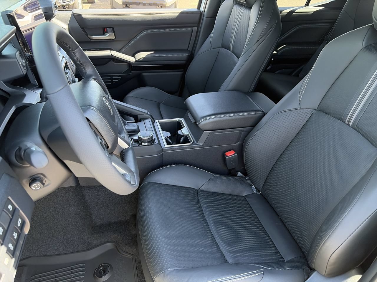 New 2026 Toyota 4Runner Limited AWD/4WD image 18