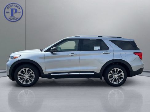 Used 2023 Ford Explorer Limited w/ Limited Technology Package AWD/4WD image 4
