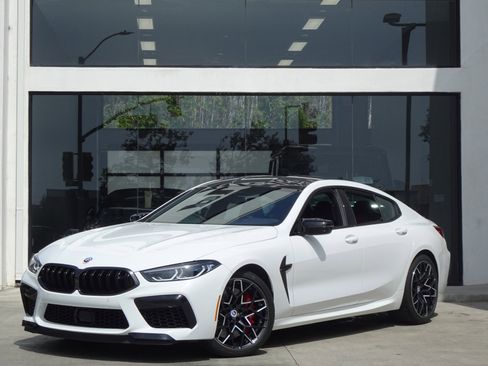 Used 2023 BMW M8 Competition image 3