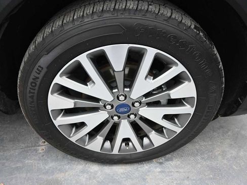Used 2022 Ford Escape Titanium AWD/4WD image 29