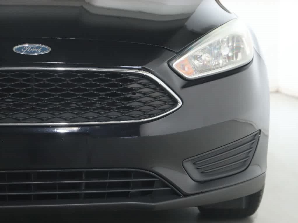 Used 2017 Ford Focus SE FWD image 7