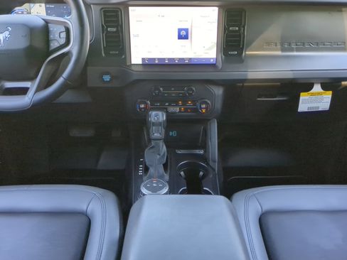 Certified 2024 Ford Bronco Big Bend AWD/4WD image 52