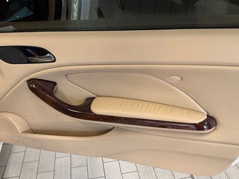 Used 2004 BMW 325Ci Coupe image 11