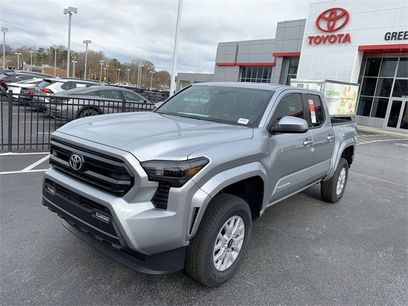 New 2025 Toyota Tacoma SR5