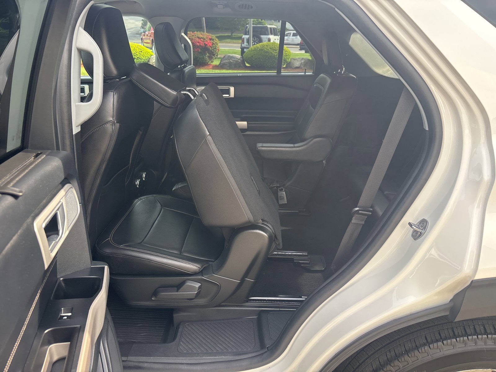 Certified 2023 Ford Explorer Limited w/ Limited Technology Package AWD/4WD image 43