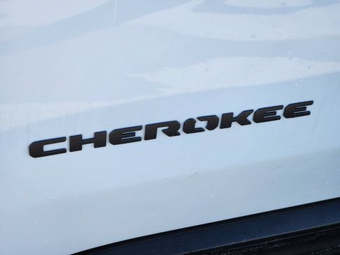 New 2026 Jeep Cherokee Limited AWD/4WD image 12