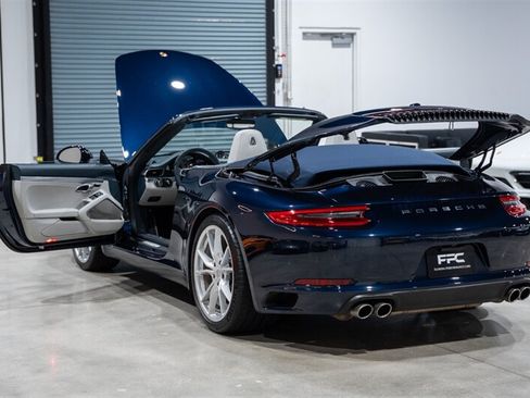 Used 2019 Porsche 911 Carrera S RWD image 36