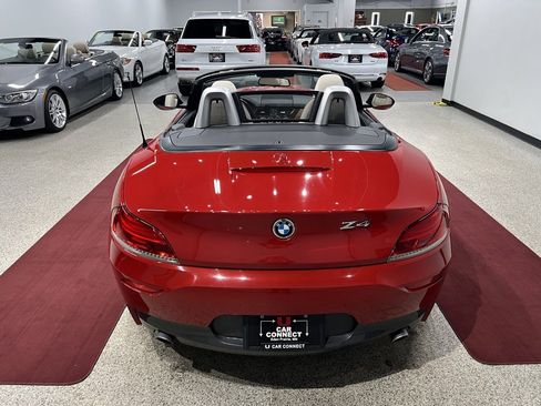 Used 2016 BMW Z4 sDrive35i image 16
