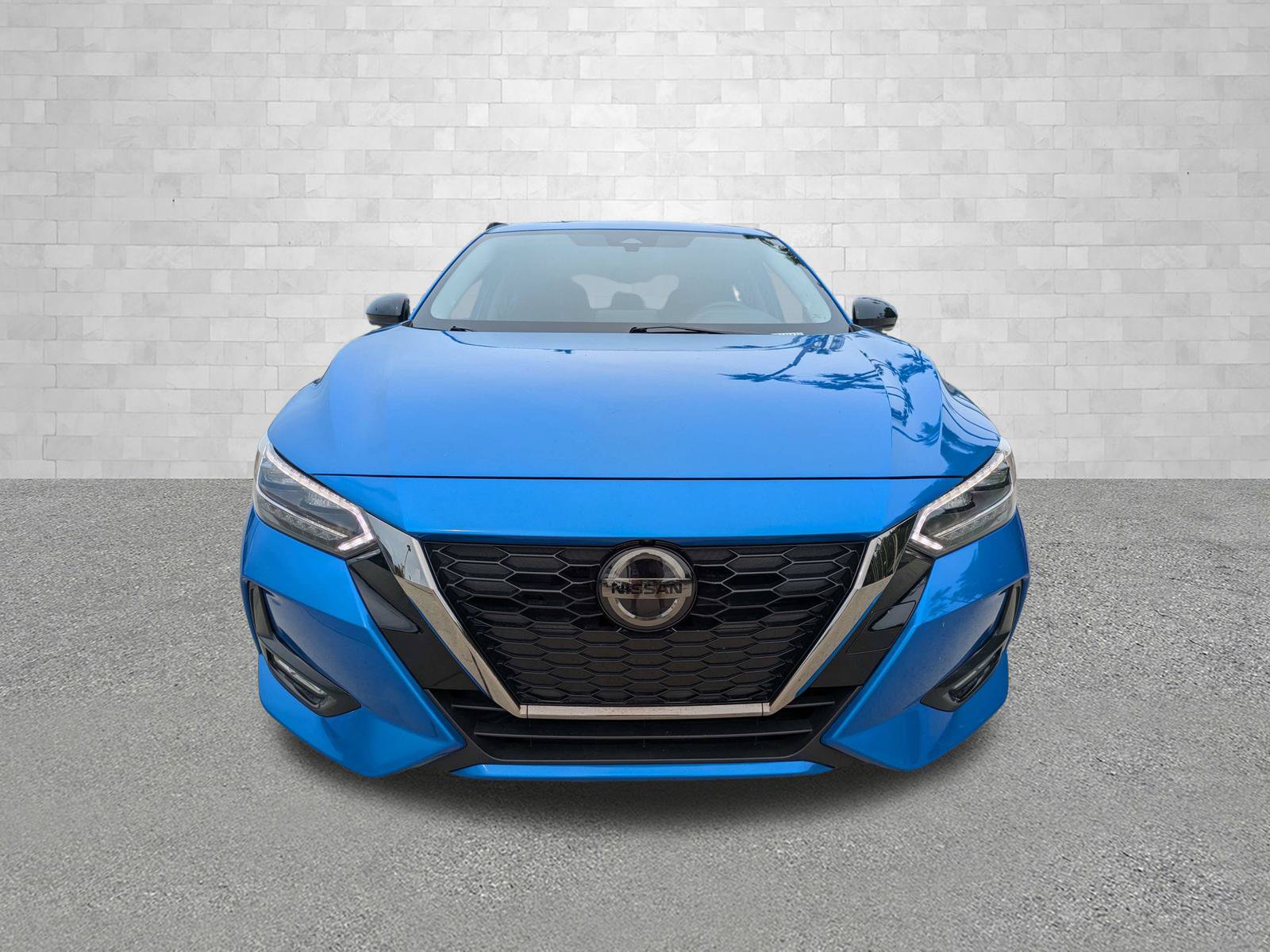 Used 2023 Nissan Sentra SR w/ SR Premium Package FWD image 6