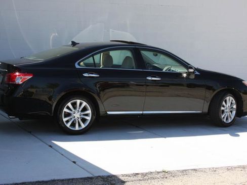Used 2011 Lexus ES 350 FWD image 9