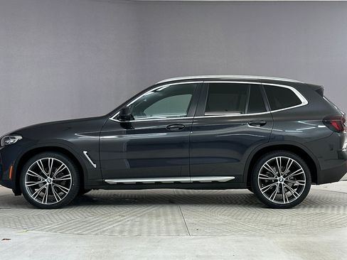 Used 2023 BMW X3 sDrive30i w/ Premium Package RWD image 2