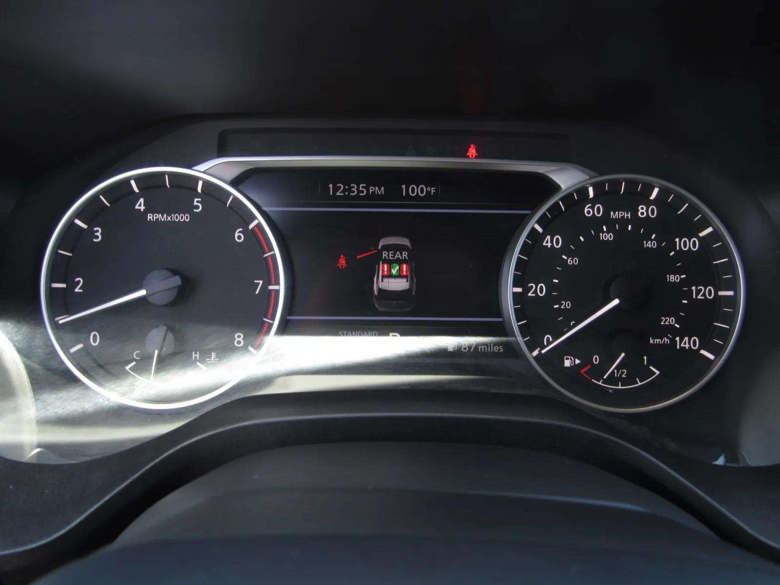 Used 2025 Nissan Rogue SV FWD image 26