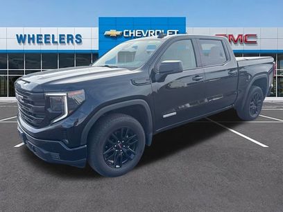 Used 2023 GMC Sierra 1500 Elevation