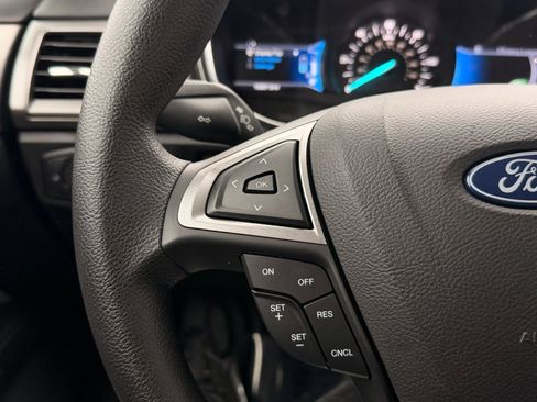 Used 2018 Ford Fusion S image 29