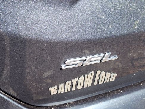 Used 2022 Ford Edge SEL w/ Sport Appearance Package AWD/4WD image 12