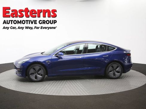 Used 2018 Tesla Model 3 Long Range RWD image 54