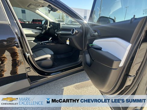 New 2026 Chevrolet Trax LT w/ Driver Confidence Package image 13