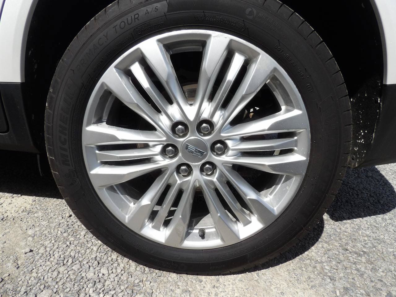 Used 2019 Cadillac XT5 Premium Luxury FWD image 26