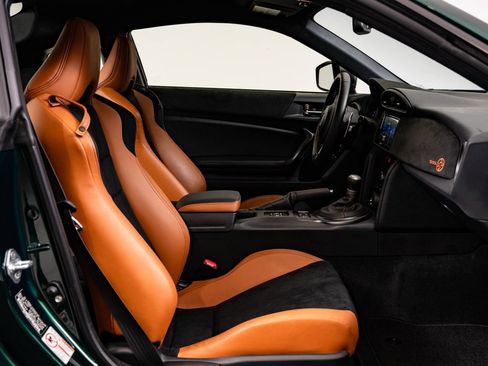 Used 2020 Toyota 86 RWD image 20