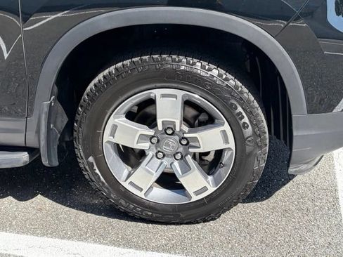 Certified 2025 Honda Ridgeline RTL image 11