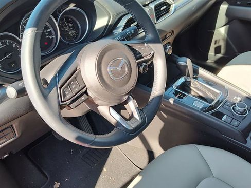 Used 2017 MAZDA CX-5 Touring w/ Preferred Equipment Package image 11