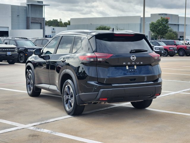 Used 2025 Nissan Rogue SV w/ SV Premium Package FWD image 7