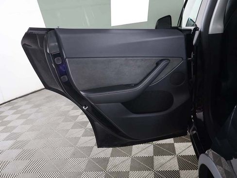 Used 2023 Tesla Model Y Performance AWD/4WD image 26