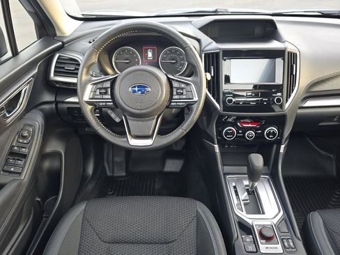 Used 2022 Subaru Forester Premium image 13