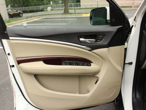 Used 2016 Acura MDX SH-AWD w/ Technology Package image 12